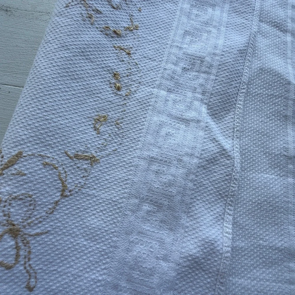 Vintage White Linen Hand Towels Set of 3 Embroidered Lace Fringe Cotton Damask